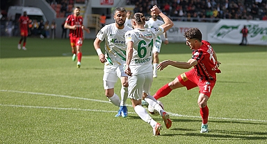 Şanlıurfaspor ligde kalma şansını zora soktu
