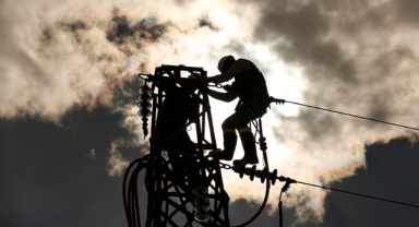 Şanlıurfa'nın 122 mahallesinde elektrikler kesildi