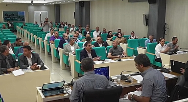Şanlıurfa Büyükşehir Belediye Meclisinde Begit protestosu