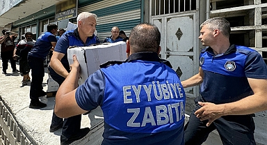 Şanlıurfa'da bir depoya baskın: Bir tondan fazla gıda ürünü ele geçirildi