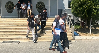 Şanlıurfa'da polis yeleğiyle gasp yapan 5 kişi tutuklandı