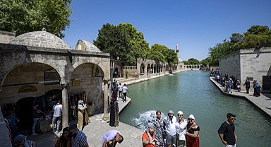 Şanlıurfa'daki turizmciler Balıklıgöl'deki kararı olumlu karşıladı