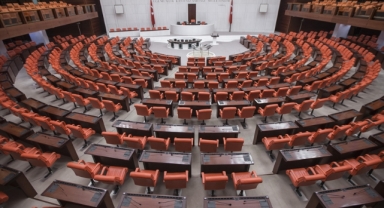 TBMM'de sandalye dağılımı değişti