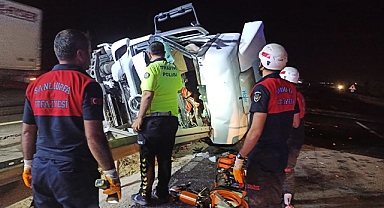 Şanlıurfa'da akaryakıt yüklü tanker devrildi: 1 ölü