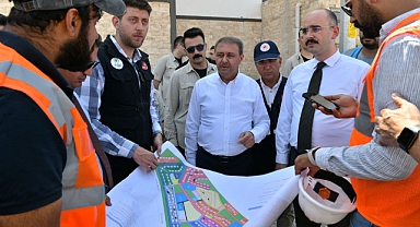Vali Şıldak Eyyübiye'deki deprem konutlarını inceledi