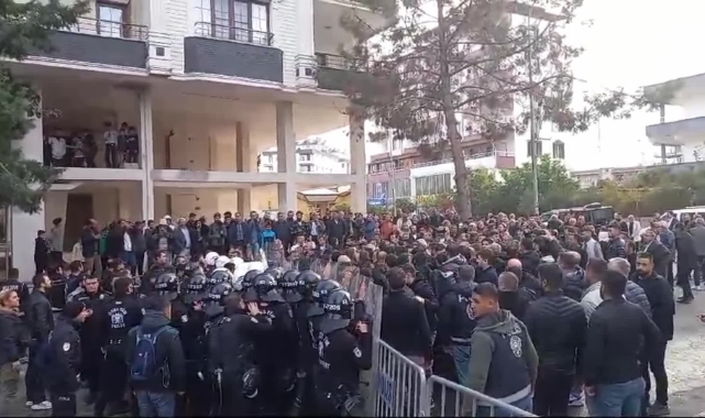 Halfeti&#039;deki kayyum protestosunda gözaltı sayısı arttı
