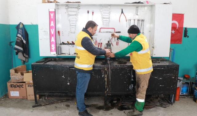 Haliliye Belediyesi araçlarını kendi atölyelerinde onarıyor