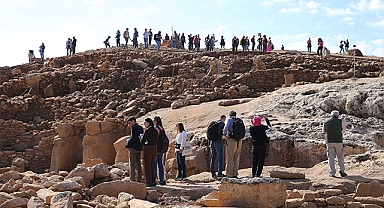 Şanlıurfa'da kazı alanları yabancı akademisyenleri ağırladı