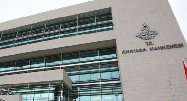 AYM, 'örgüt adına suç işleyenler' düzenlemesini iptal etti