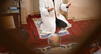 Diyanet yurt dışına göndereceği din görevlileri arıyor