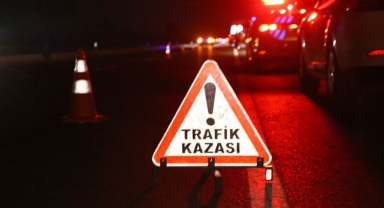 Şanlıurfa'da iki otomobil çarpıştı: Yaralılar var