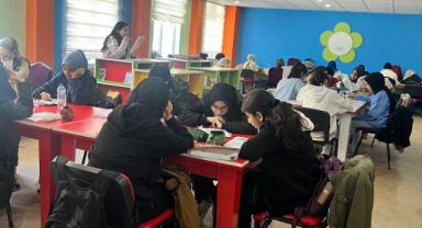 Şanlıurfa'da öğrenciler için yarı yıl tatilinde LGS hazırlık kampı düzenlendi