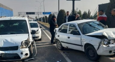 Şanlıurfa'da zincirleme trafik kazası: 3 yaralı