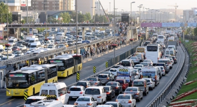 Trafikte bunu yapanların ehliyetlerine el konulacak