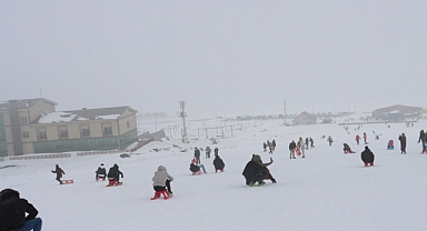 Karacadağ'da kayak sezonu başladı