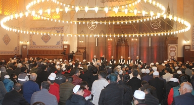 Ramazan ayının habercisi olan Berat Kandili yarın idrak edilecek