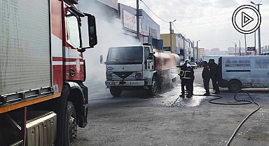 Şanlıurfa'da akaryakıt tankerinde yangın