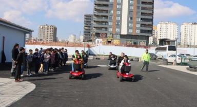 Şanlıurfa'da çocuklara trafik eğitimi verildi