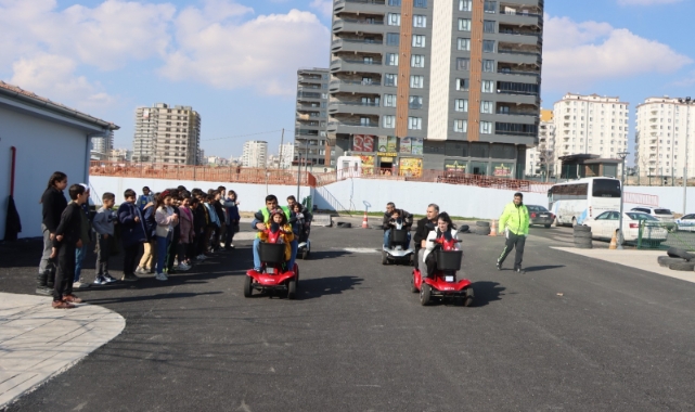 Şanlıurfa&#039;da çocuklara trafik eğitimi verildi