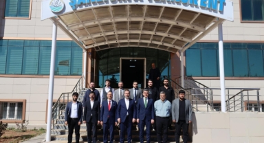 AK Parti'li Şen, Şanlıurfa'da ziyaretlerde bulundu