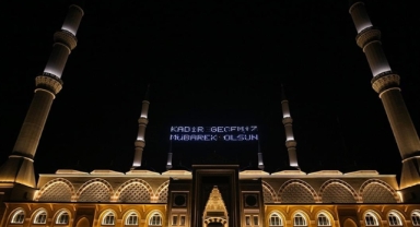 'Bin aydan daha hayırlı' Kadir Gecesi bugün idrak edilecek