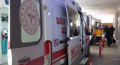 Bozova'da kontrolden çıkan araç kaza yaptı: 1 yaralı