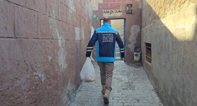 Eyyübiye Belediyesi'nin sosyal yardım destekleri sürüyor