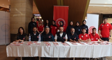 Şanlıurfa Büyükşehir Belediyesi, deprem haftasında vatandaşları bilinçlendirdi