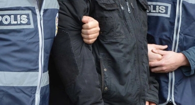 Şanlıurfa'da düğünde silahla havaya ateş eden 4 şüpheli yakalandı