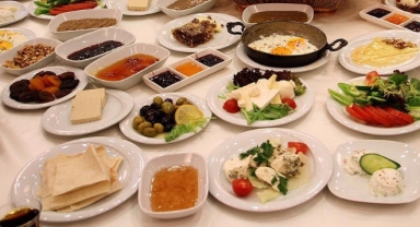 Uzmanlardan bayramda beslenme önerisi