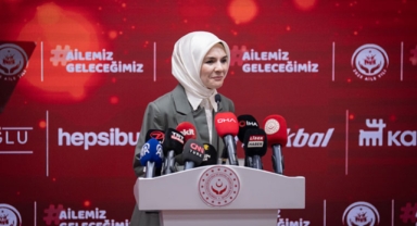 Bakan duyurdu: Yeni evlenecek çiftlere özel indirimler geliyor