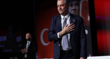 CHP'de olağanüstü kurultaydan Özgür Özel kararı