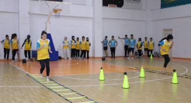 Haliliye'de gençler geleceğe hazırlanıyor