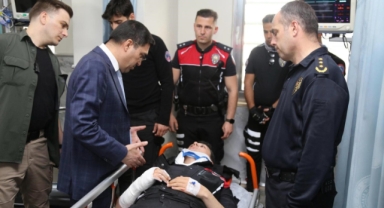 Şanlıurfa'da trafik kazası: 4 polis yaralandı