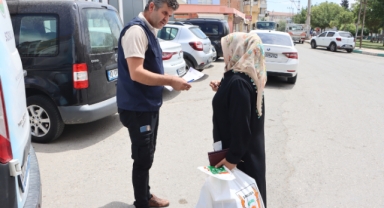 Büyükşehirden bayram öncesi yetim çocuklara kıyafet desteği