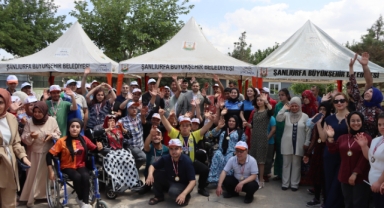 Engelsiz yaşam için birlikte eğlendiler, yarıştılar