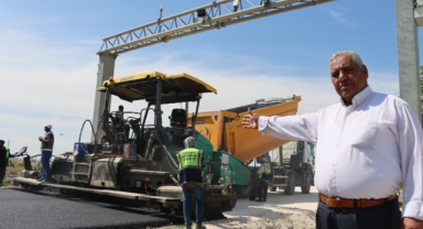 Harran-Yardımcı yolunda asfalt serimi başladı