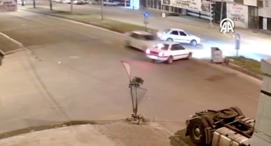 Şanlıurfa'da iki otomobilin çarpıştığı kazada 1 kişi öldü