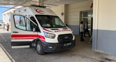 Şanlıurfa'da öğrencileri taşıyan minibüs ile tır çarpıştı: 9 yaralı