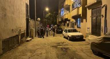 Şanlıurfa'da polise silahla ateş açan zanlı saklandığı evde yakalandı