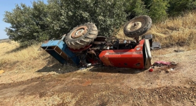 Şanlıurfa'da devrilen traktördeki 3 kişi yaralandı