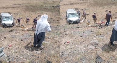 Şanlıurfa'da kontrolden çıkan araç takla attı: 2'si bebek 4 yaralı