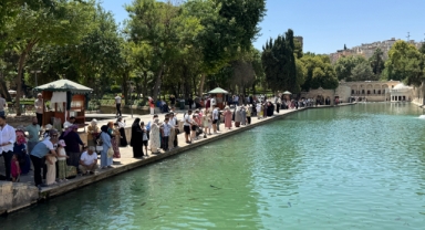 Şanlıurfa'da termometreler 48 dereceyi gösterdi