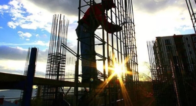 Yapı ustalarına bakanlık takibi