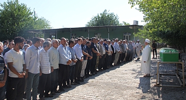 Kıbrıs gazisi Altuntaş, Şanlıurfa'da son yolculuğuna uğurlandı