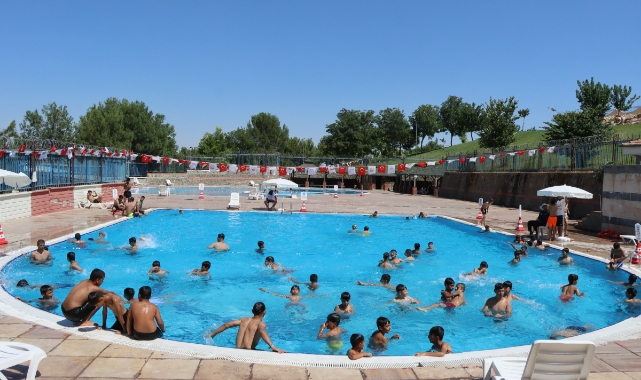 Büyükşehir belediyesi havuzlarından 152 bin kişi faydalandı