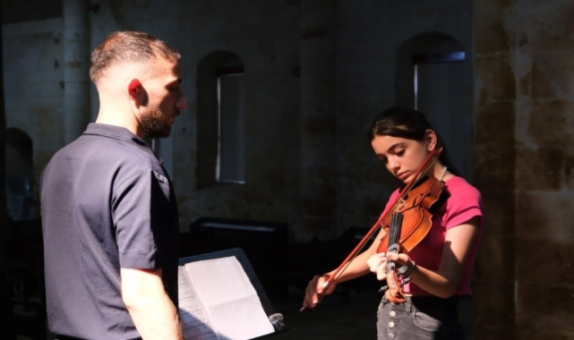 Büyükşehir, gençlerin destekçisi olmaya devam ediyor