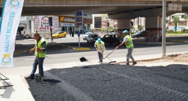 Haliliye Belediyesi'nden Veysel Karani mahallesine asfalt hizmeti 