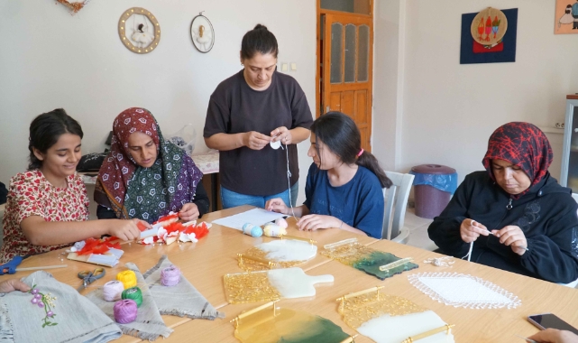 Haliliye’de kadınlar millet evlerinde meslek öğreniyor