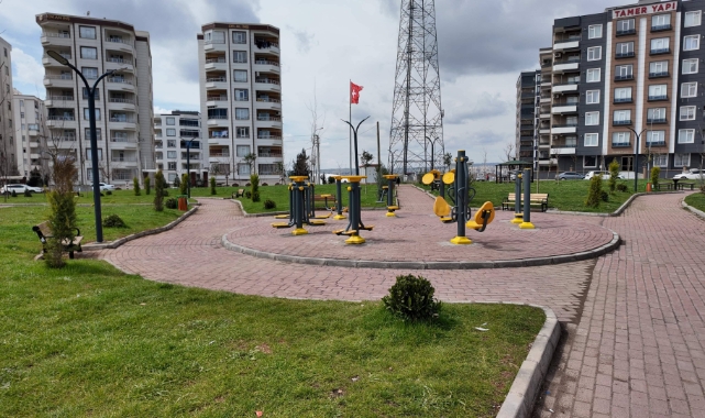 Karaköprü yeni yeşil alanlarla güzelleşiyor